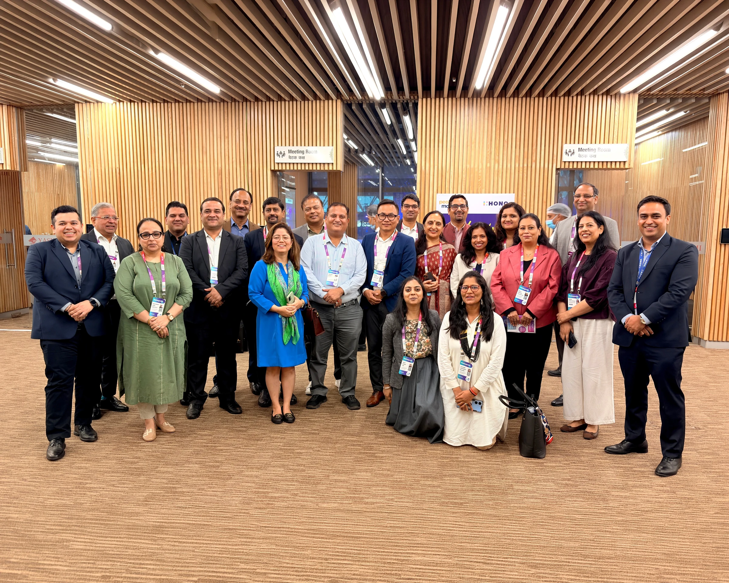 HONO team, partners, and HR leaders at the roundtable