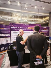 Jun telling clients about HONO at HRX Manila booth